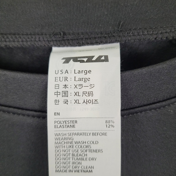 NIB TSLA 2 Pack Mens Workout Shirts Hyper-Dri Long Sleeve Blk/Red Olive Sz Lrg - Picture 7 of 11